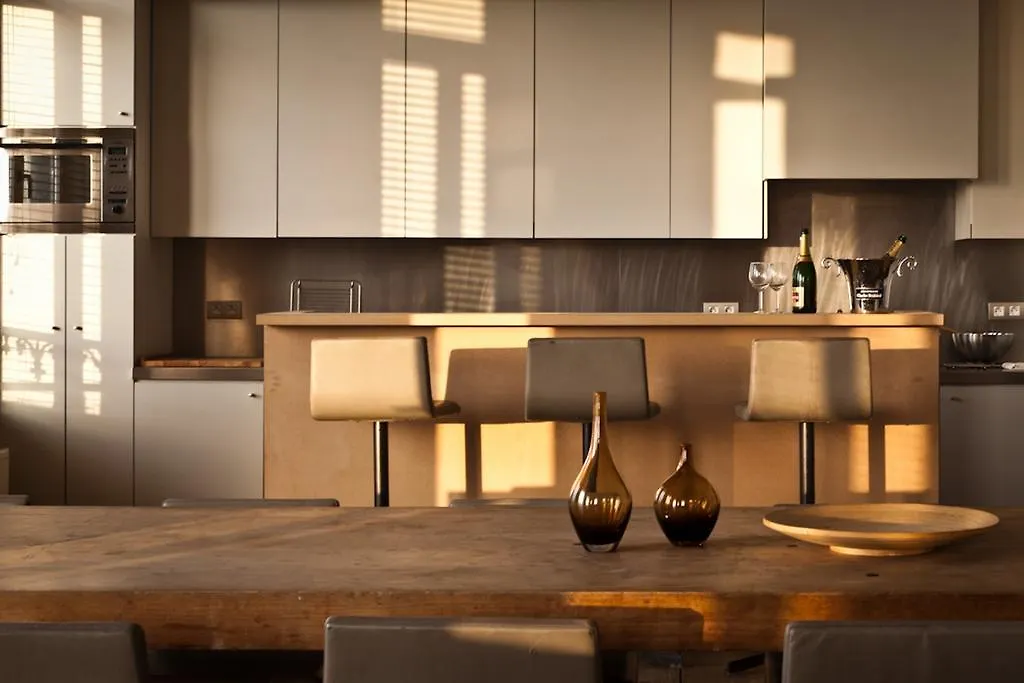 Loft O - River View 안트베르펜 아파트